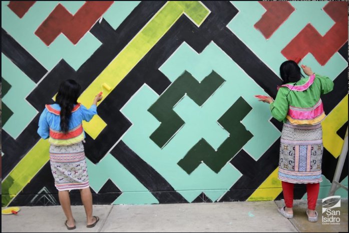 Olinda Silvano and Wilma Maynas (pictured),"The San Isidro Mural," nd