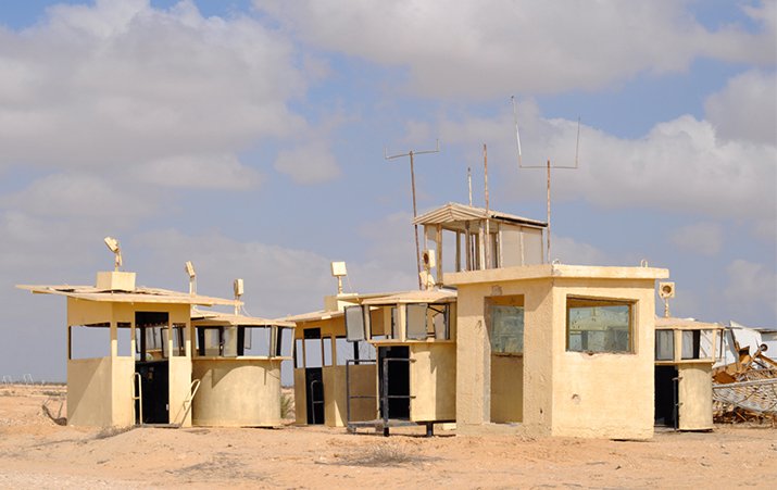 Dick Averns, "Retired Observation Posts (MFO North Camp, Sinai)," 2009