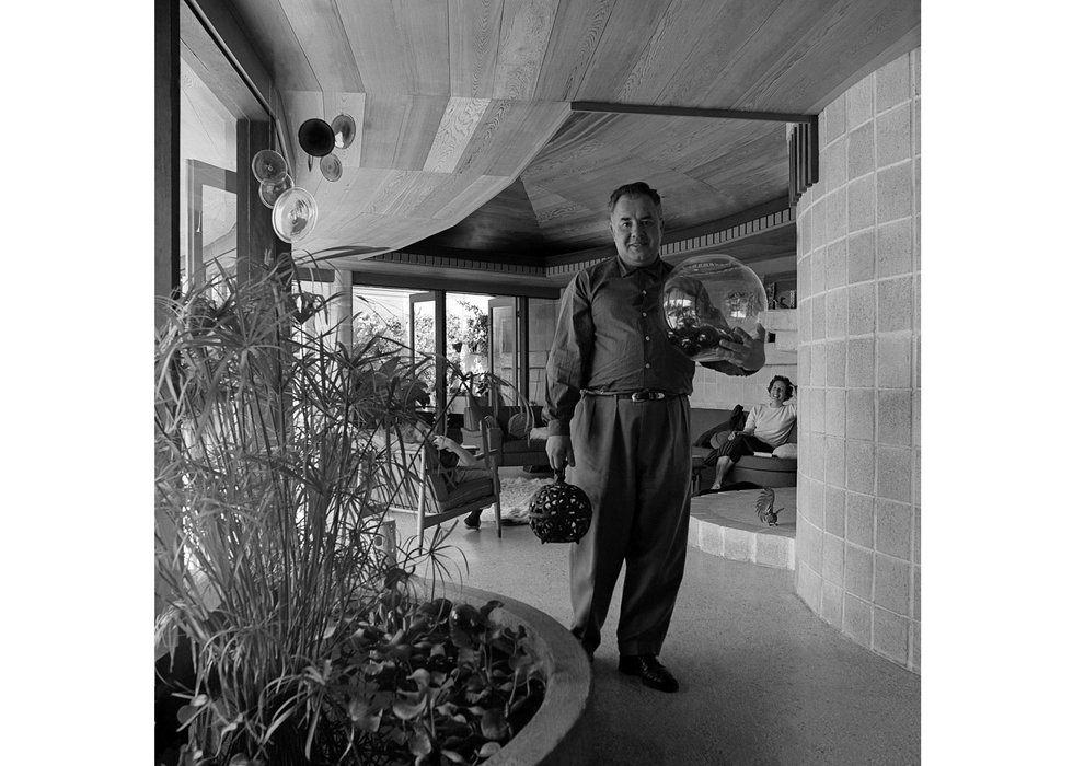 Fred Hollingsworth in 1961 inside the Trethewey residence he designed (photo by Selwyn Pullan, courtesy of the West Vancouver Art Museum)