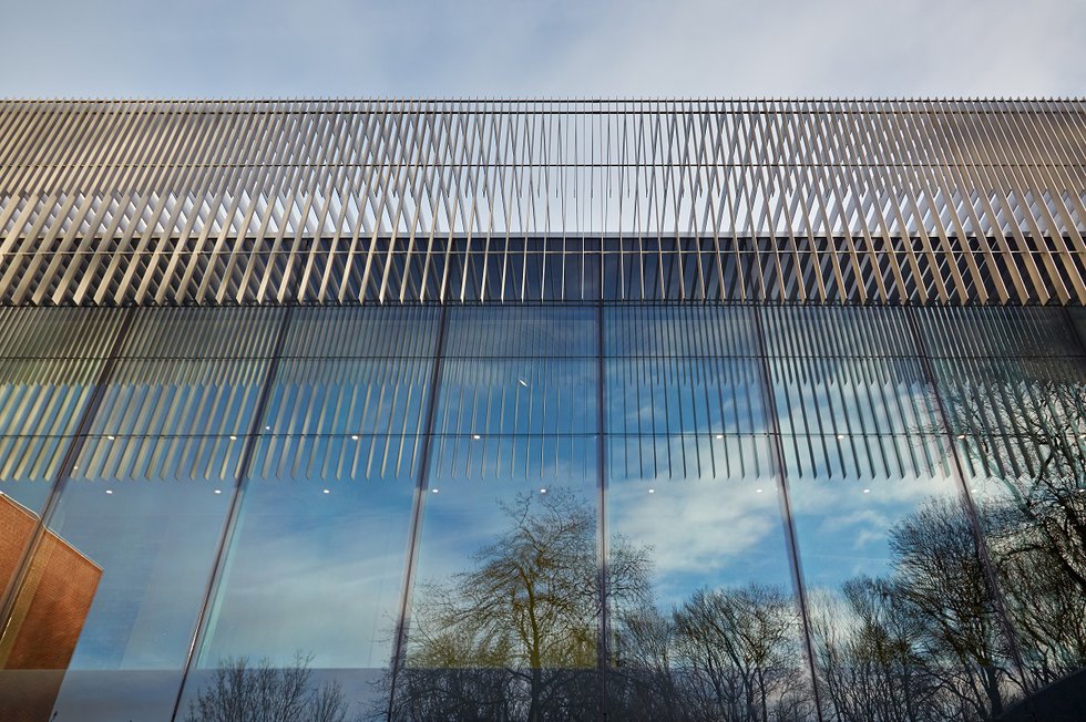 The Whitworth, a gallery at the University of Manchester, uses the brise-soleil architectural feature to deflect sunlight and provide shade. (photo by Alan Williams)