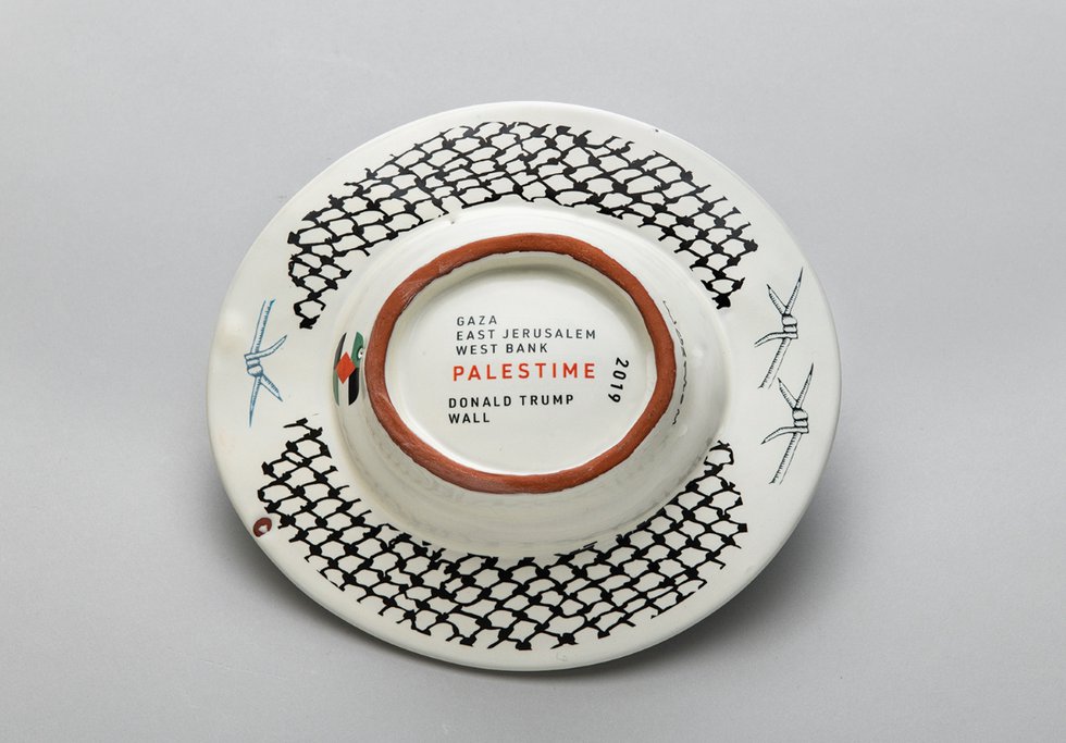 Walter Ostrom, Back side, “The Lady Macbeth Commemorative Soap Dish Series III, Occupied (Be A Host),” 2019