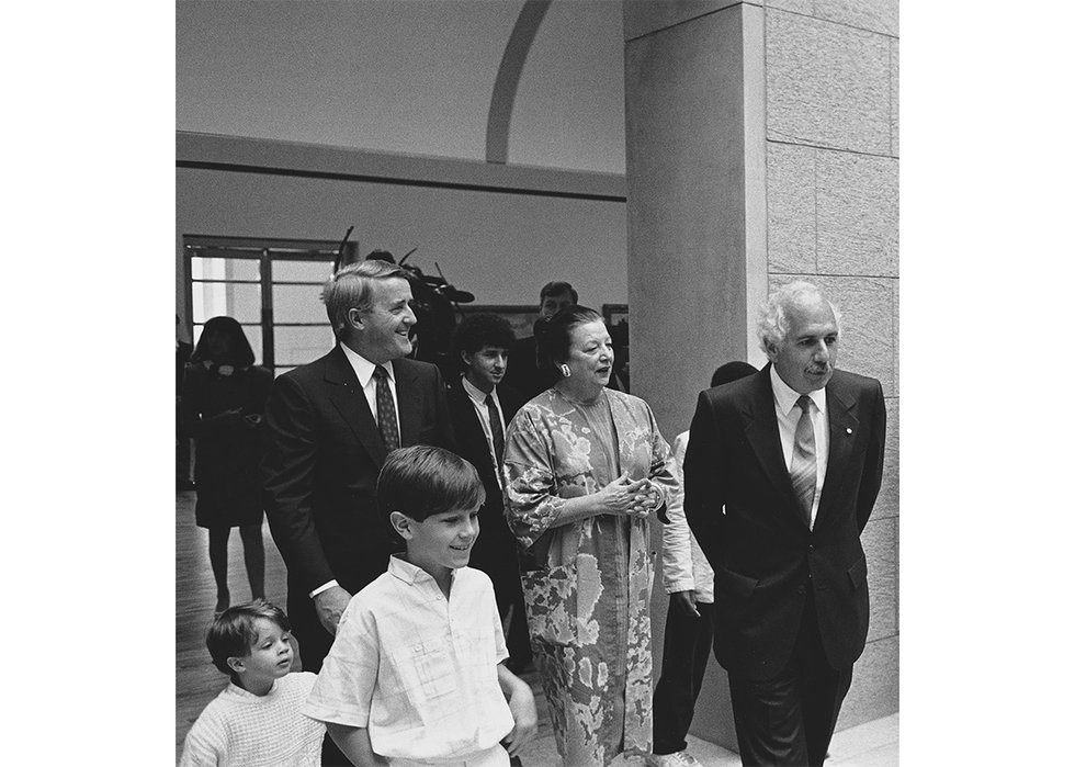 Shirley L. Thomson with architect Moshe Safdie and Prime Minister Brian Mulroney at the National Gallery of Canada before the opening of the new gallery building in May 1988. (from “Women at the Helm” by Diana Nemiroff; McGill-Queens, 2021)
