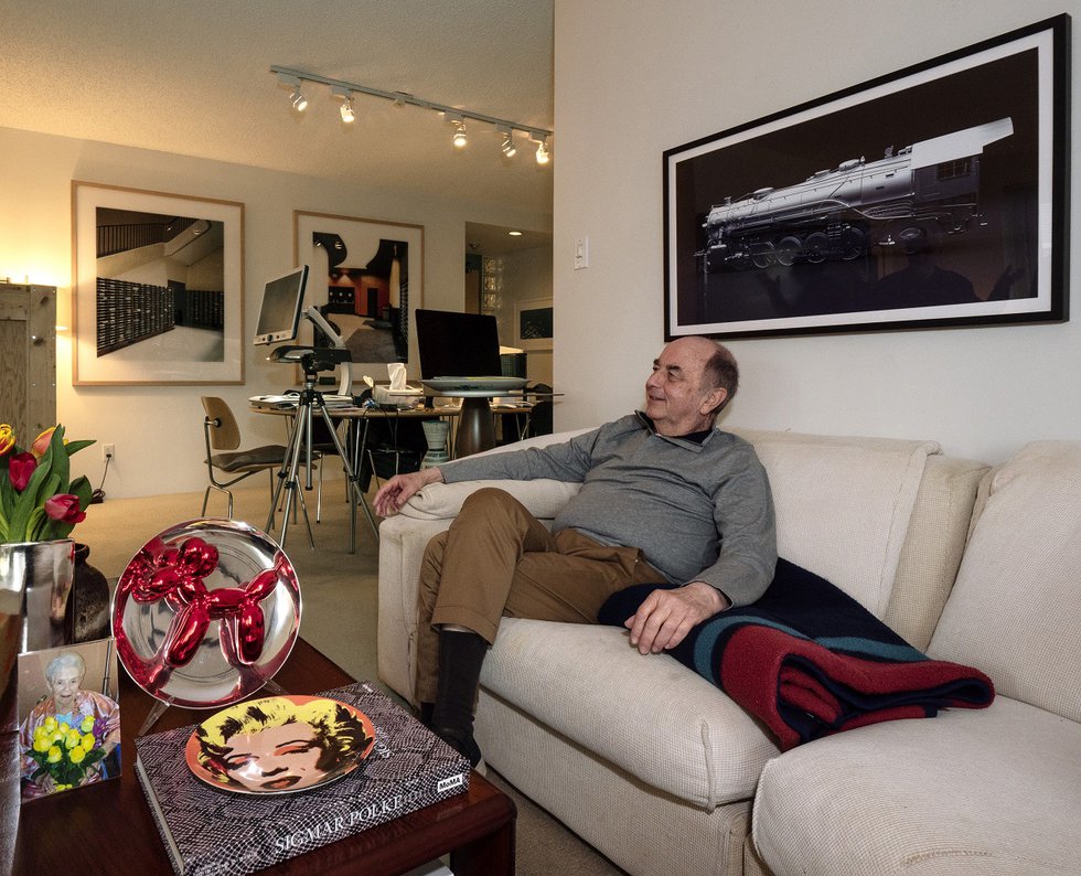 Gerd Metzdorff at home in 2020. (photo by Christos Dikeakos)