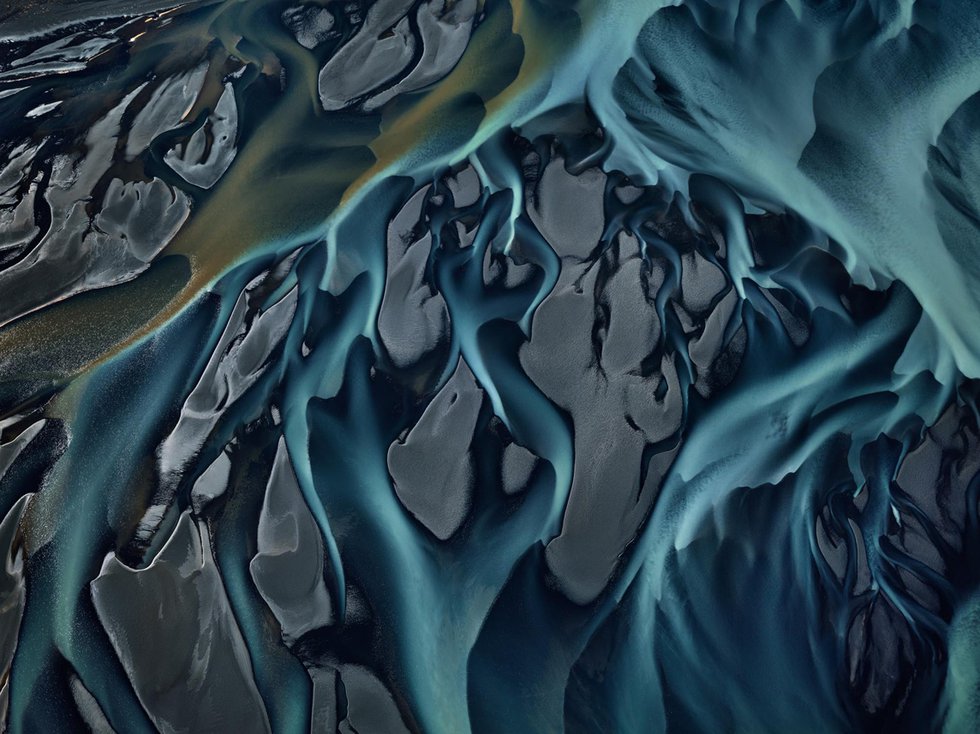 Edward Burtynsky, "Thjorsá River #1, Iceland," 2012 (courtesy the artist)