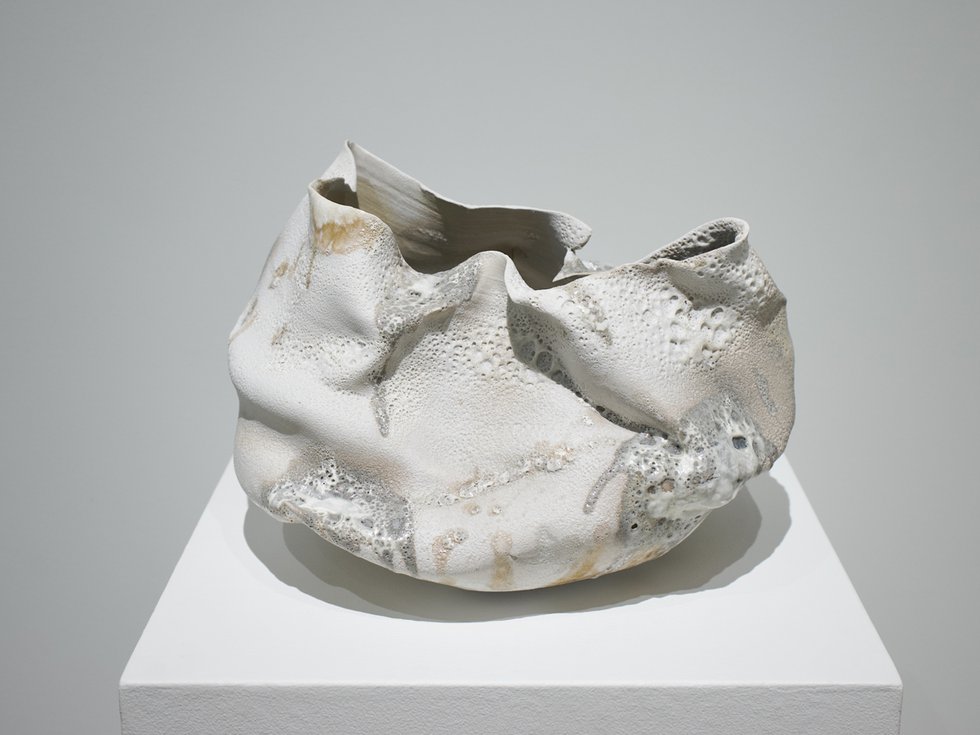 Isabel Wynn, “Untitled from the Crater Series,” 2023, ceramic, 16" x 15" x 12" (photo courtesy of Equinox Gallery)