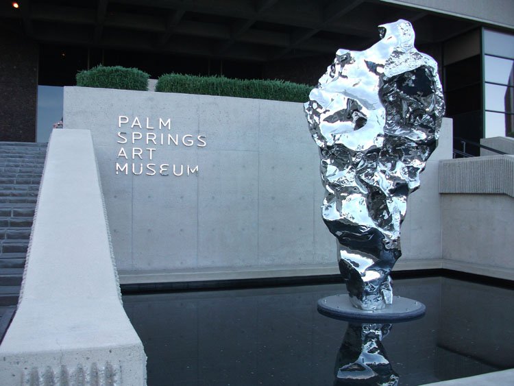 Palm Springs Art Museum entrance