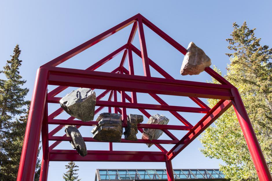 Tyler Los-Jones, installation view of "held above our heads in stone" (2015). Fiberglass, foam, paint, glitter, dimensions variable. Commissioned by Walter Phillips Gallery at The Banff Centre.