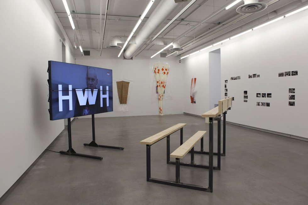 Christian Jankowski, "Heavy Weight History," 2013